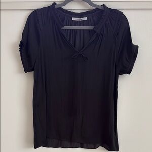 Naked Zebra Black Tie Front Short Sleeve Blouse